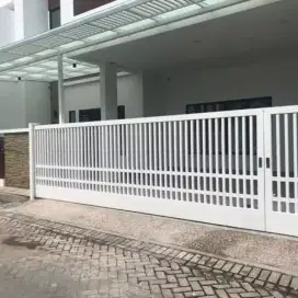 Pagar besi minimalis