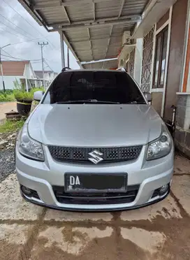 SUZUKI SX4 X-OVER Tahun 2011