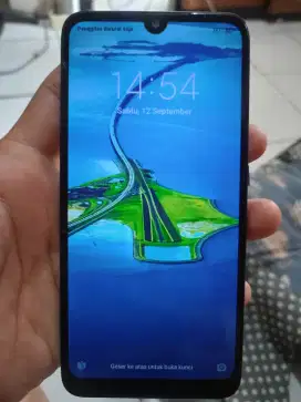 Redmi 7 ram 4/64