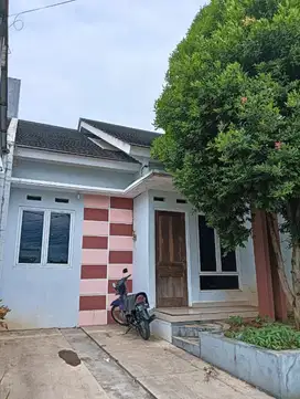 RUMAH STRATEGIS DEKAT TOL CIPAYUNG MUNJUL TMII