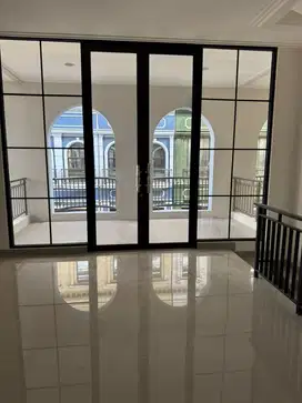 Dijual Ruko Bagus Brand New di Euro Asia PIK 2