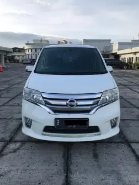 Nissan Serena Hws 2.0 tahun 2013 At