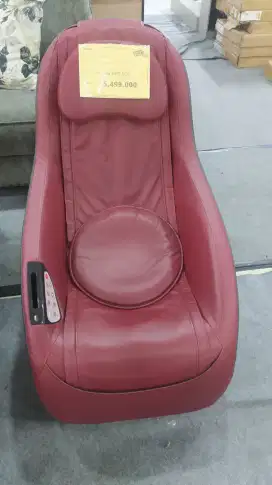 Neo Koji Massage Chair Red