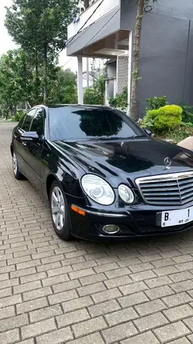 Mercedes-Benz E200 2009 Bensin