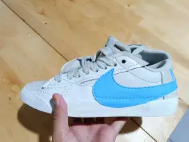 Sepatu Nike W Blazer Low 77 Jumbo Original