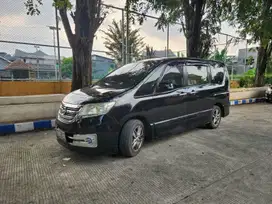 Nissan Serena 2014 Bensin