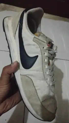 sepatu Nike Waffle