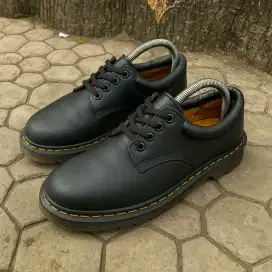 Dr. Martens 8053 MIE