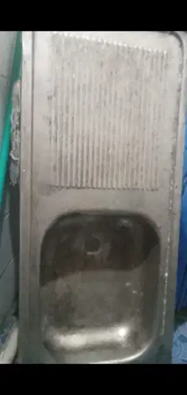 Wastafel Seken layak pakai