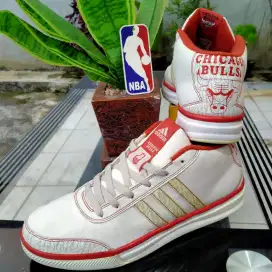 Sepatu Adidas Chicago Bulls Vintage 2009 Rare items