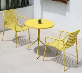 Set Kursi meja besi outdoor