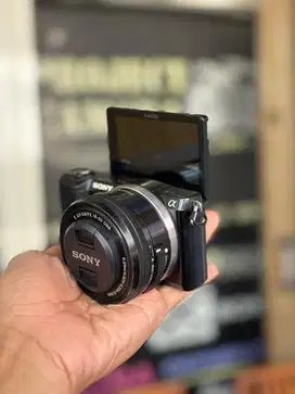 Sony A5000 Kit Bonus Tas dan Memory Siap Pakai