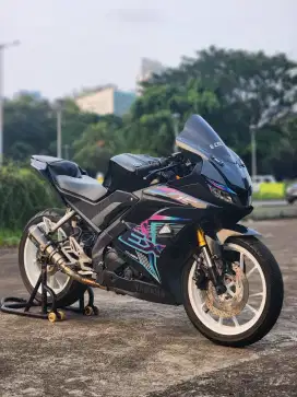 Yamaha R15 V3 Black