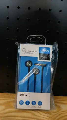 Vivan Q12 Headset Earphone Handsfree Metal Wired