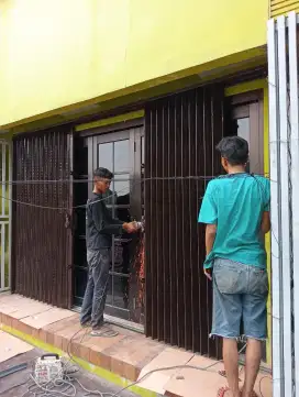Rolling door gulung/folding gate murah