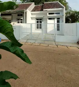 Dijual Cepat Rumah Siap Huni Bangunan Baru
