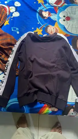 Crewneck filla size M mominus