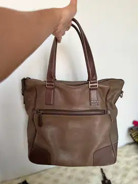Jual tas tumi tote bag full kulit langka