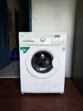 Mesin cuci direct drive inverter