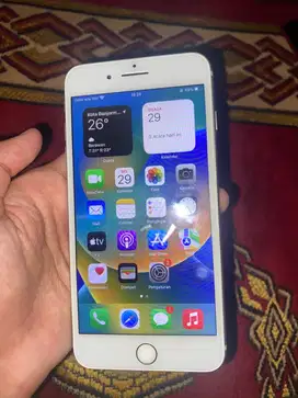 IPHONE 8 PLUS 64 GB ALL OPERATOR LENGKAP BENING MURAH BANAR