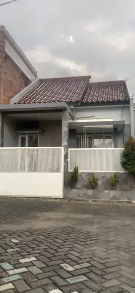 Rumah baru inden Harga Terjangkau Pandanwangi Sulfat