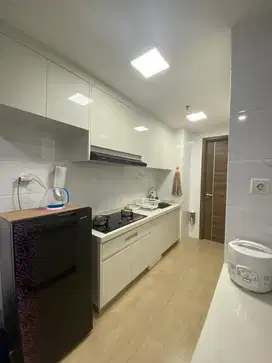 JUAL Apart Sky house Bsd Apartemen Mewah Furnish 3+1Bedroom
