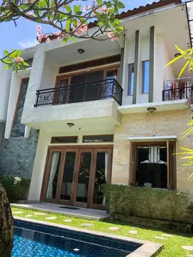 Dijual Rumah Lantai 2 Area Canggu