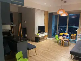 Apartemen Lariz Lantai 19 Furnish 2 BR Siap Huni