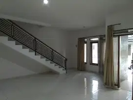 Dijual Rumah minimalis di Gegerkalong