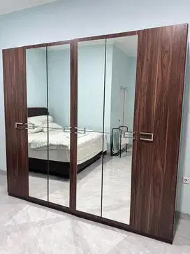 Lemari informa dengan matrial kayu 3 pintu