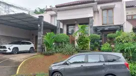 Dijual Cepat Rumah Mewah 2 lantai di Cirendeu