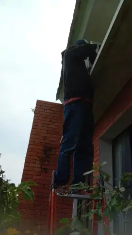 Jasa cek ac ,isi freon,& ganti modul Bergaransi