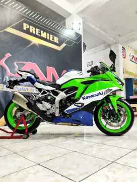 Zx25r ABS ANNIVERSARY Type super Limit km.127 . Anugerah motor rungkut