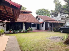RUMAH BAGUS PINGGIR JALAN SANDRATEX REMOA TANGSEL