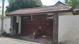 Rumah etnik jawa dekat jalan honggowongso solo