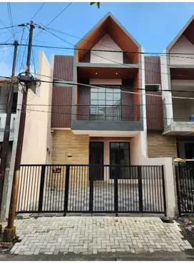 Rumah Murah di Rungkut Mapan, Turun Harga, Surabaya Timur