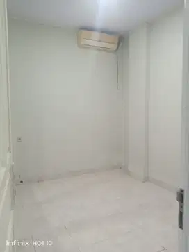 Djual rumah taman  semanan indah