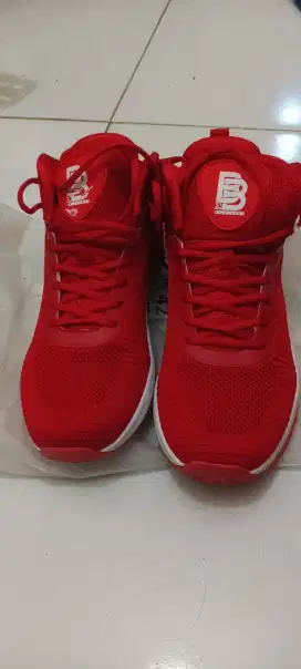Sepatu basket Ballerbro BB3