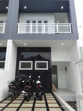 RON2288 DIJUAL RUMAH TENGGILIS PERMAI SURABAYA