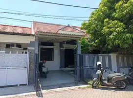RON2155 DIJUAL RUMAH TAMAN WIGUNA SELATAN GUNUNG ANYAR SURABAYA