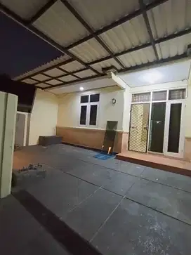 Disewakan Cepat Rumah Metro Permata 1 Karang Tengah Tangerang