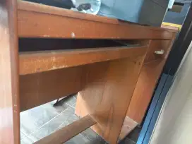 Dijual cepat meja