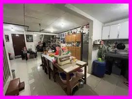 dhyana Rumah ukuran 7x20m di komplek dutamas