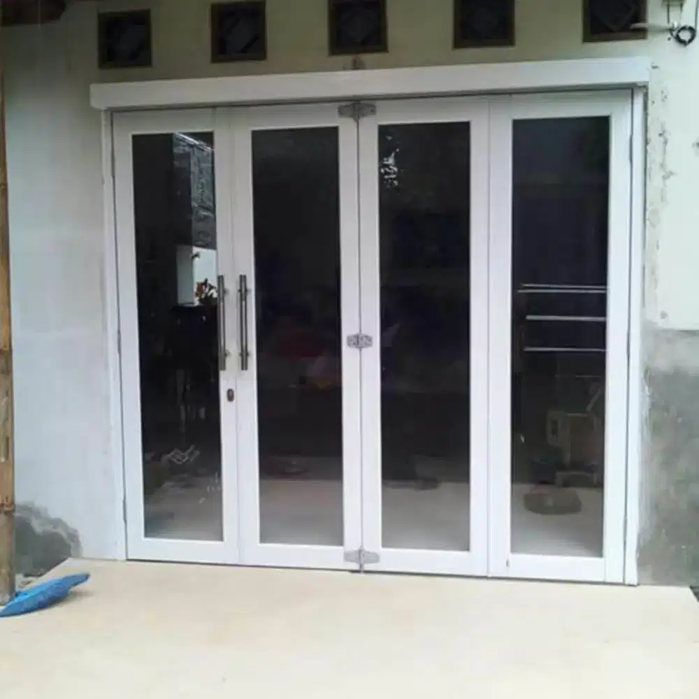 Pintu kipat aluminium 4 daun