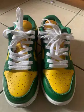 Sepatu nike nike low dunk brazil