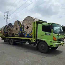 Sewa tronton los bak atau bak terbuka
