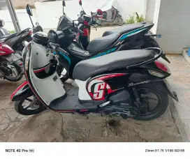 Scoopy th 2017 samping butik aleanoor sultan Adam hairi motor bjm