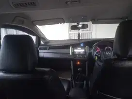 Toyota Kijang Innova 2023 Bensin