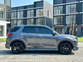 (KM 9 RIBU) TOYOTA RAIZE 1.0 TURBO GR SPORT TSS 2022