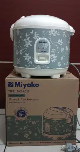 MIYAKO Magic Warmer Plus MCM-528 (Silver Flower)